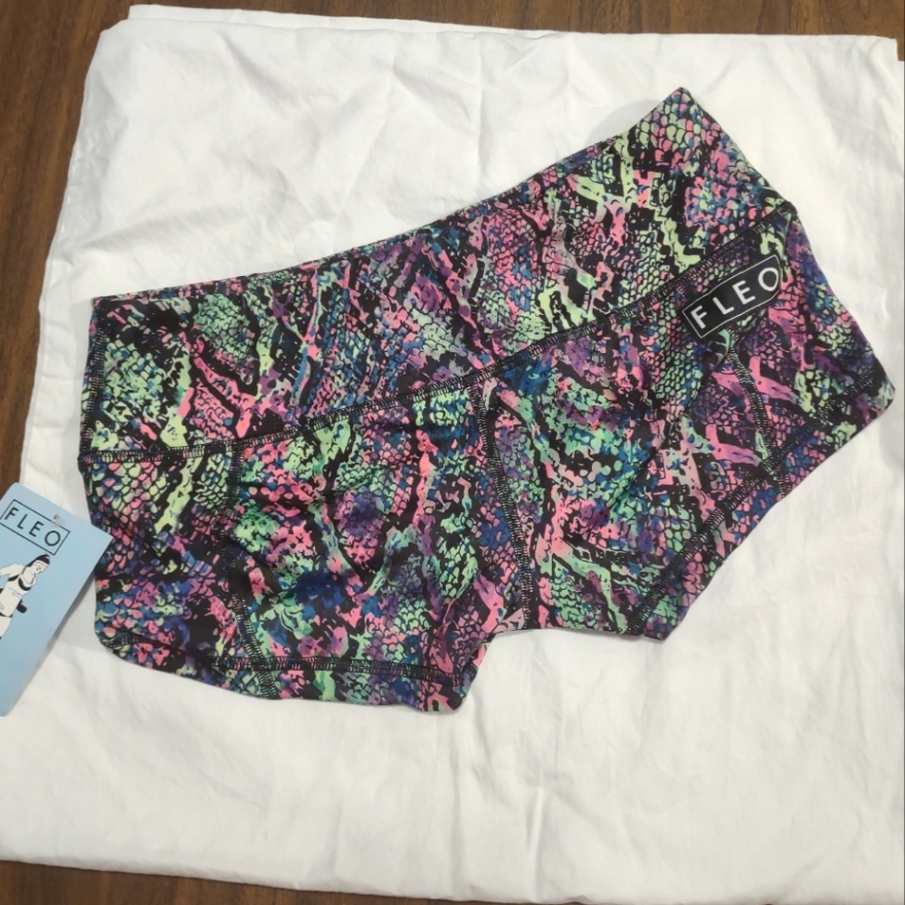 Fleo Low Rise shorts